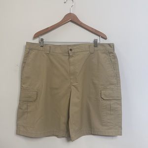 LL Bean Khaki Cargo Natural Fit Shorts Size 42